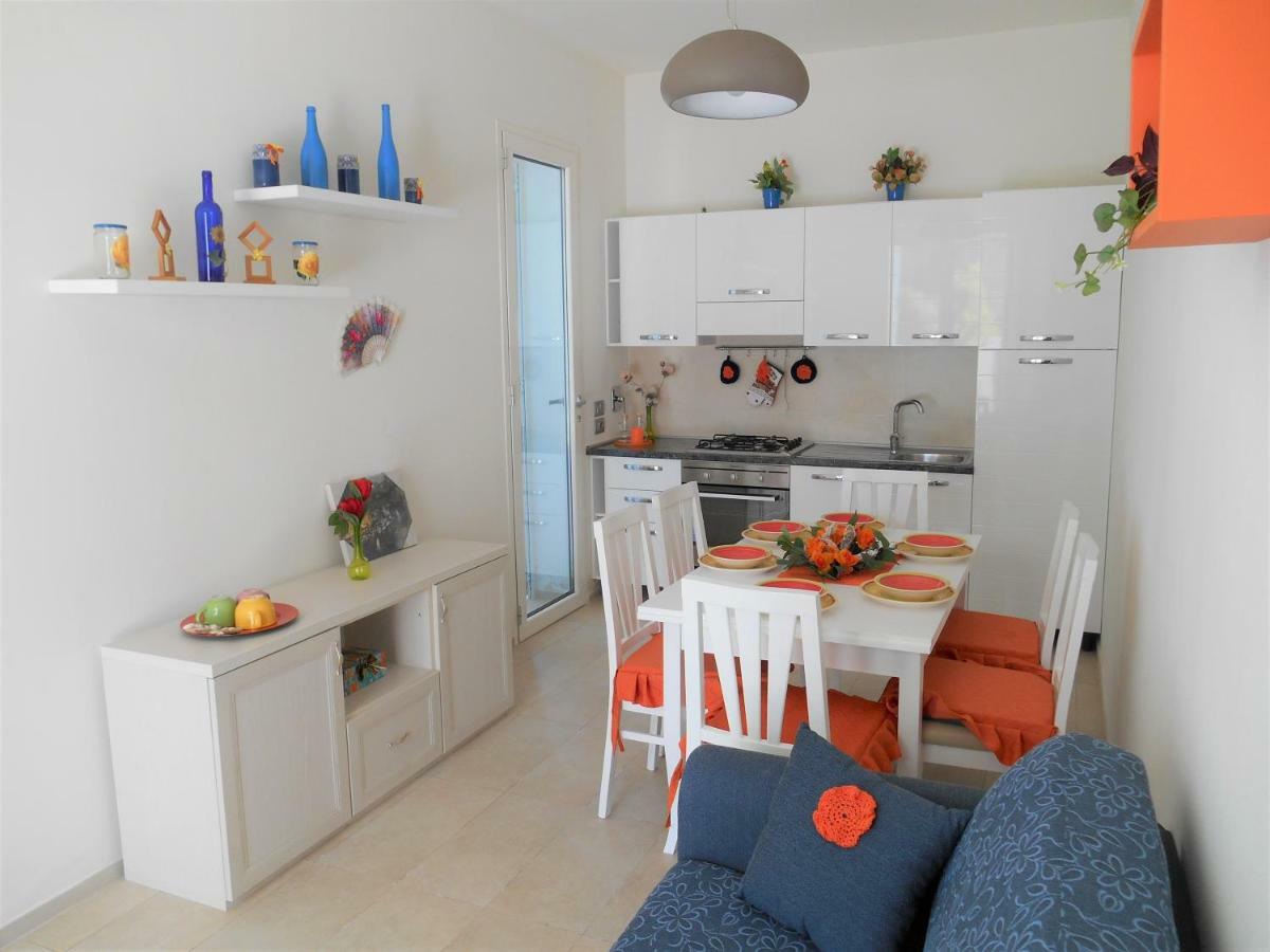 Villetta Brezza Di Mare A 50 Metri Dal Mare Di Baia Verde Gallipoli Ngoại thất bức ảnh