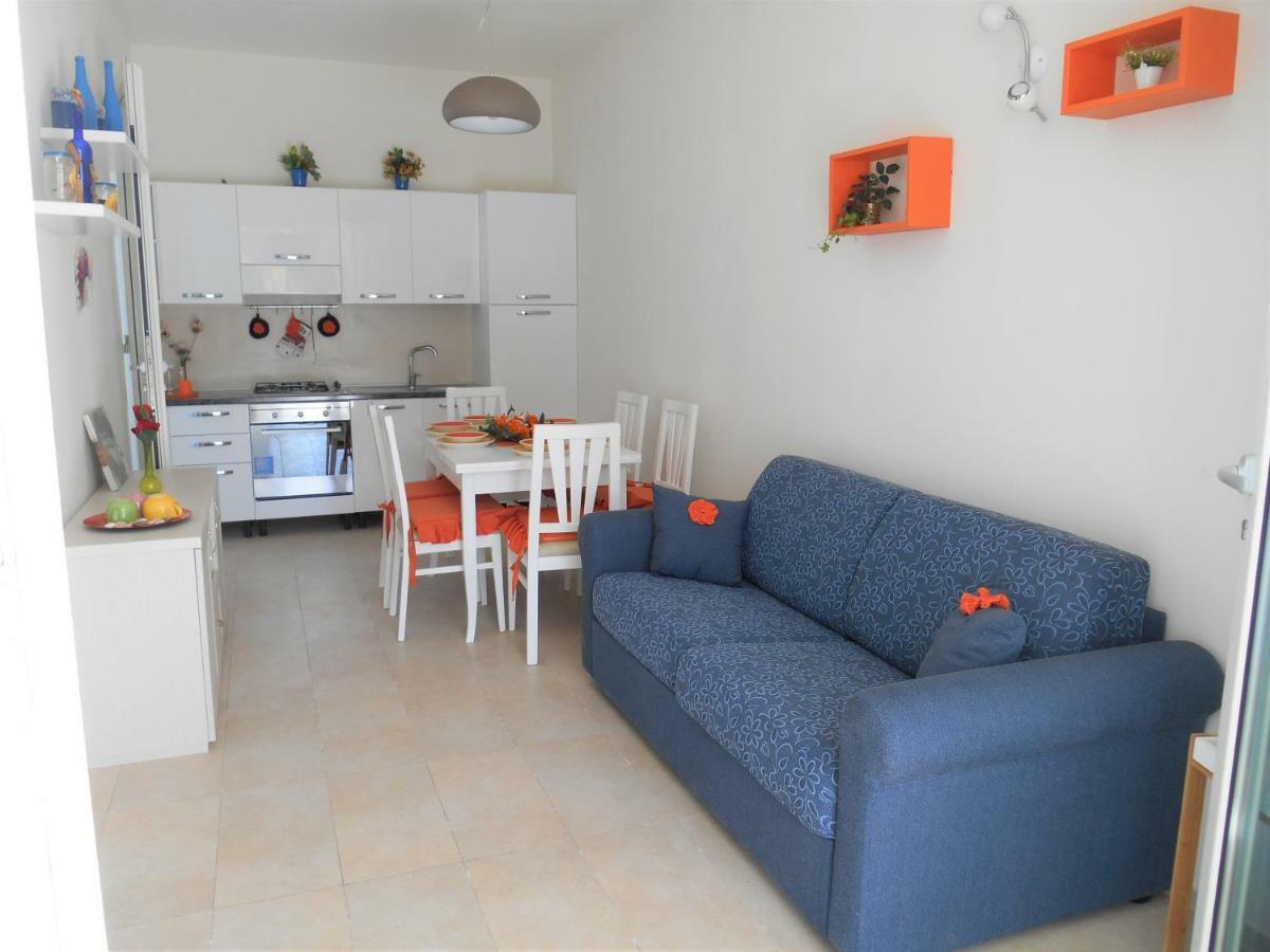 Villetta Brezza Di Mare A 50 Metri Dal Mare Di Baia Verde Gallipoli Ngoại thất bức ảnh